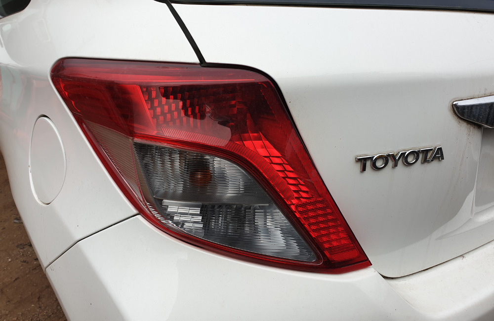 Toyota Yaris VVTI TR Rear Tail Light Passengers